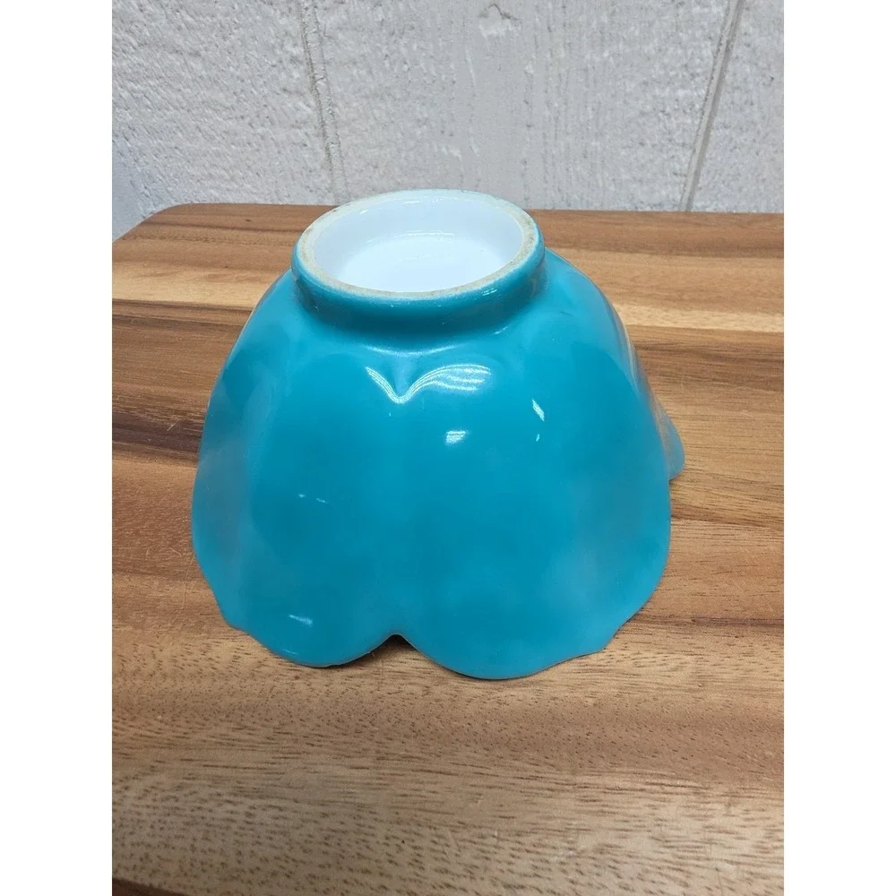 Vintage Chinese Blue Glazed Porcelain Lotus Petals Fruits Tribute Bowl Ceramic